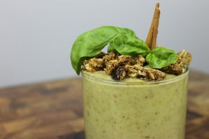 Basil, Cinnamon and Apple Smoothie