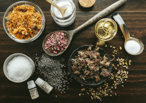 How to Relax with Herbal Bath Therapy and Face Masks